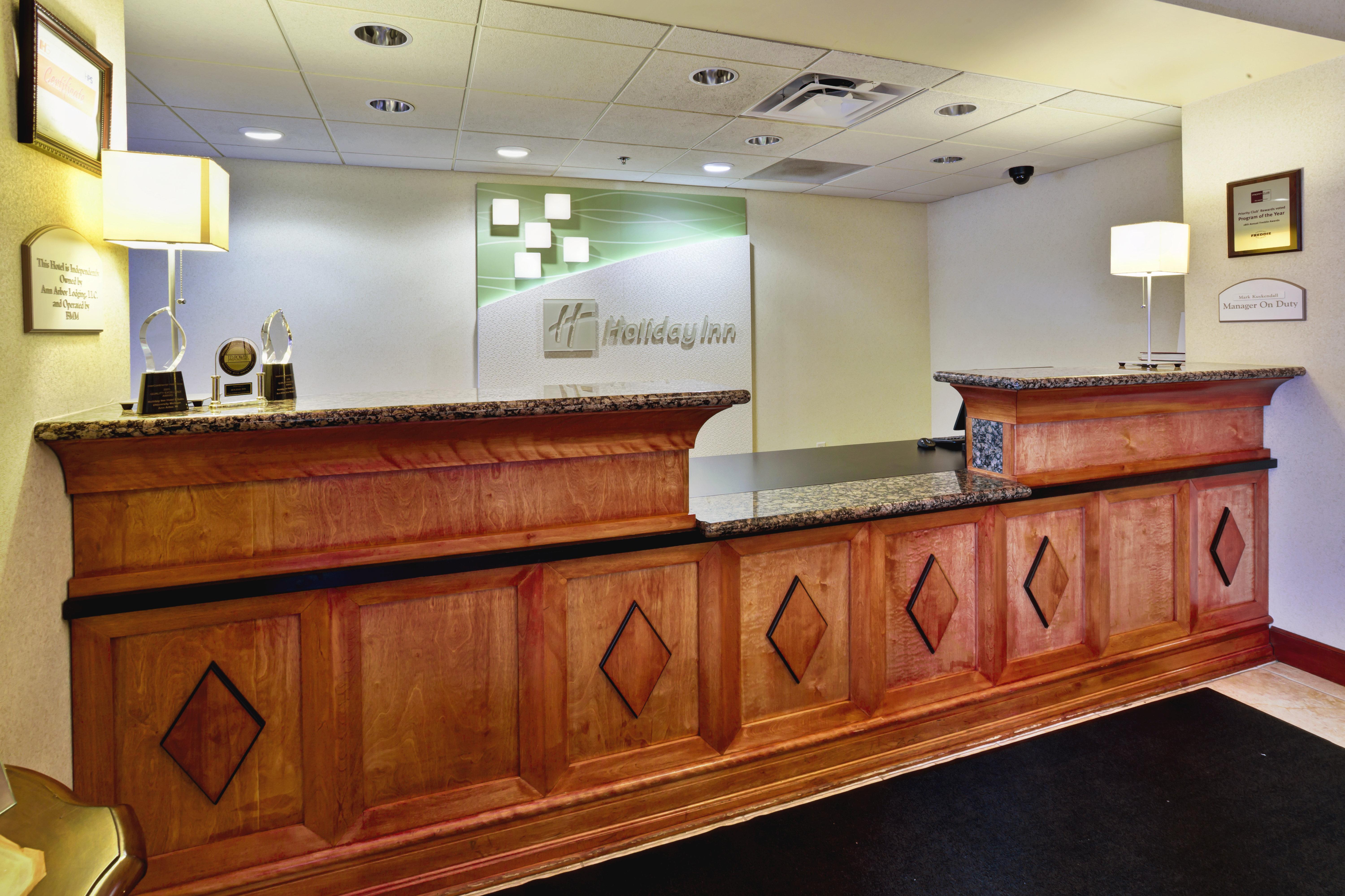 Holiday Inn Hotel & Suites Ann Arbor University Of Michigan Area, An Ihg Hotel Bagian luar foto