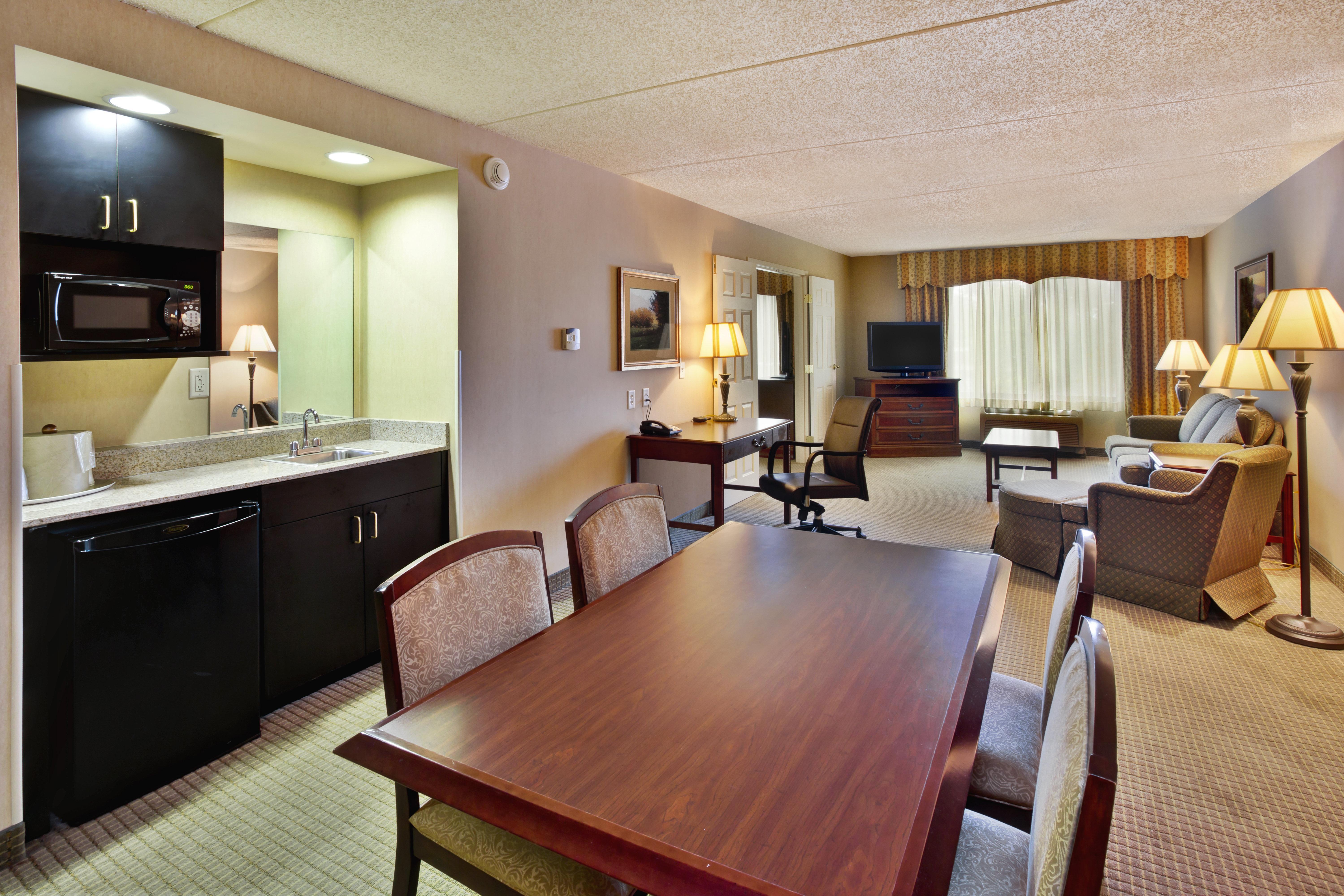 Holiday Inn Hotel & Suites Ann Arbor University Of Michigan Area, An Ihg Hotel Bagian luar foto